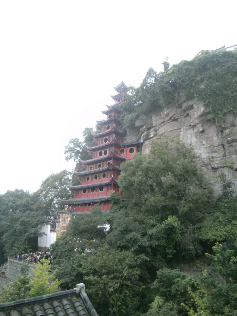 Kenwood Travel tour of China takes in Shibaozhai temple
